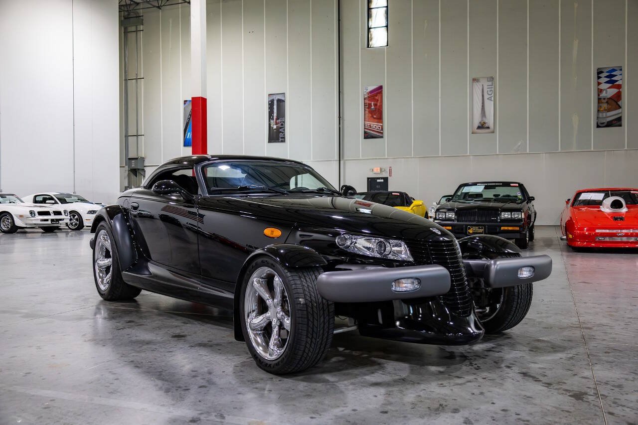 Used 1999 Plymouth Prowler RWD image 32