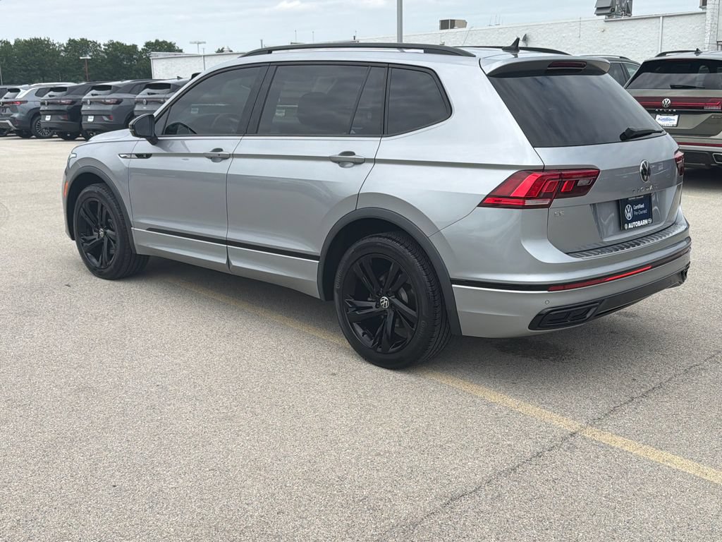 Certified 2023 Volkswagen Tiguan SE R-Line FWD image 4
