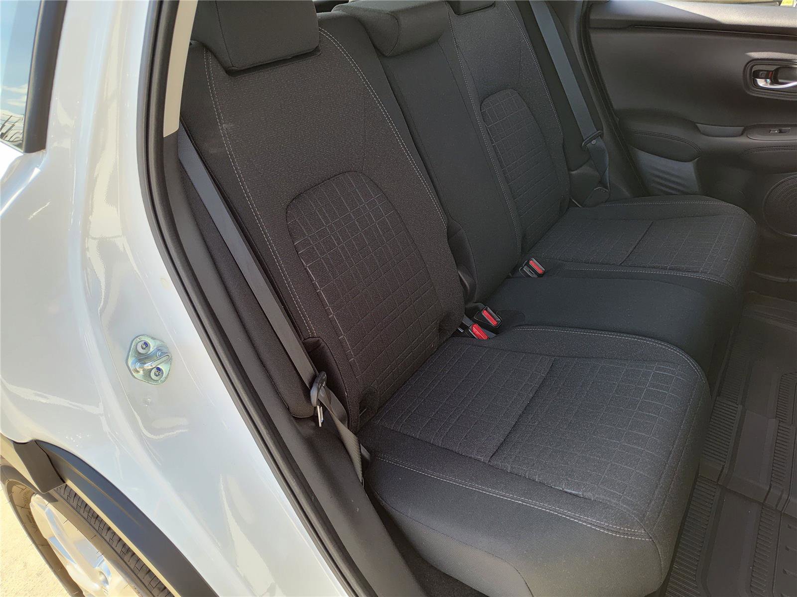 Used 2025 Honda HR-V LX image 23