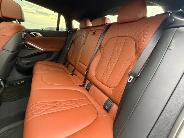 Certified 2022 BMW X6 M50i w/ Executive Package AWD/4WD image 35