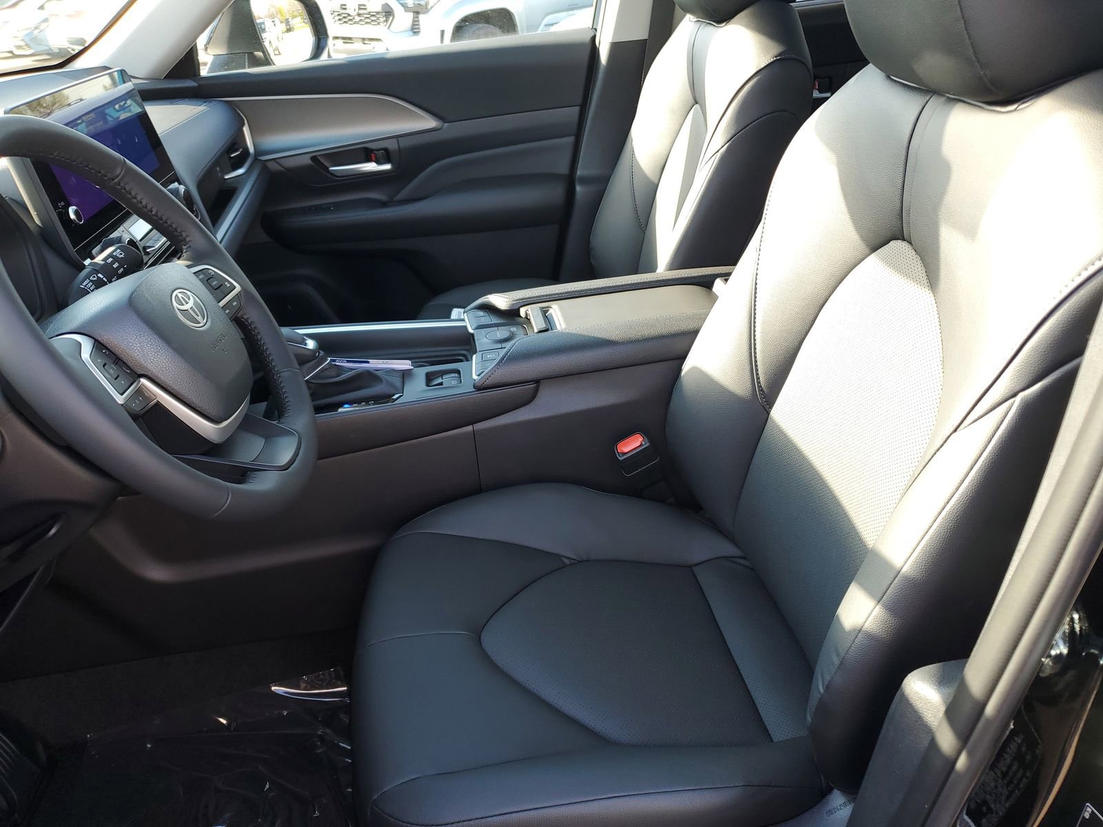 New 2026 Toyota Grand Highlander XLE image 18