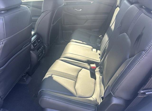 New 2025 Honda Pilot EX-L image 4