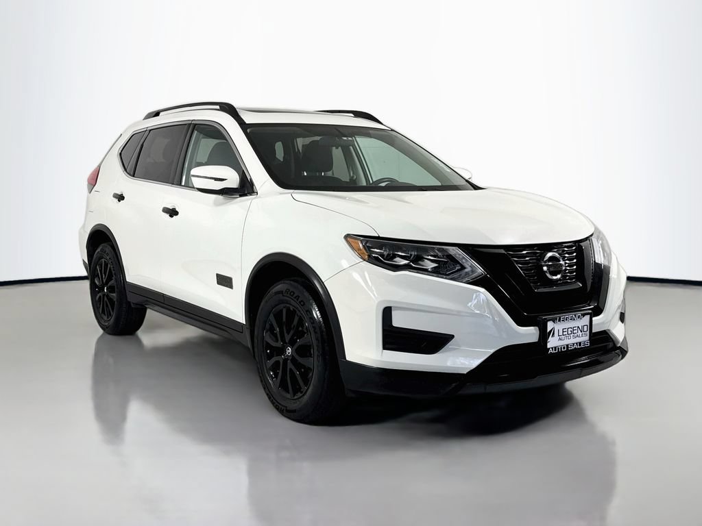 Used 2017 Nissan Rogue SV AWD/4WD image 4