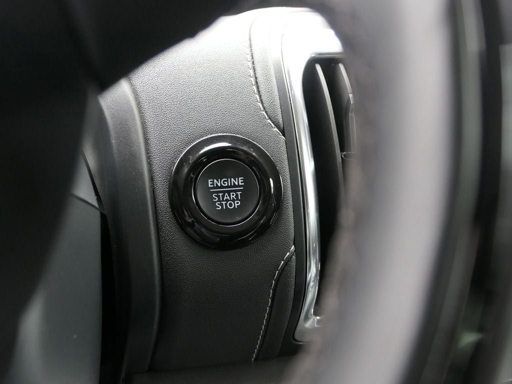 Used 2025 Ford Expedition Max Platinum AWD/4WD image 17