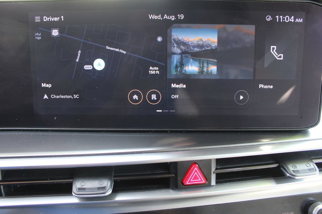 Certified 2025 Kia Sorento EX w/ Panoramic Sunroof Package FWD image 45