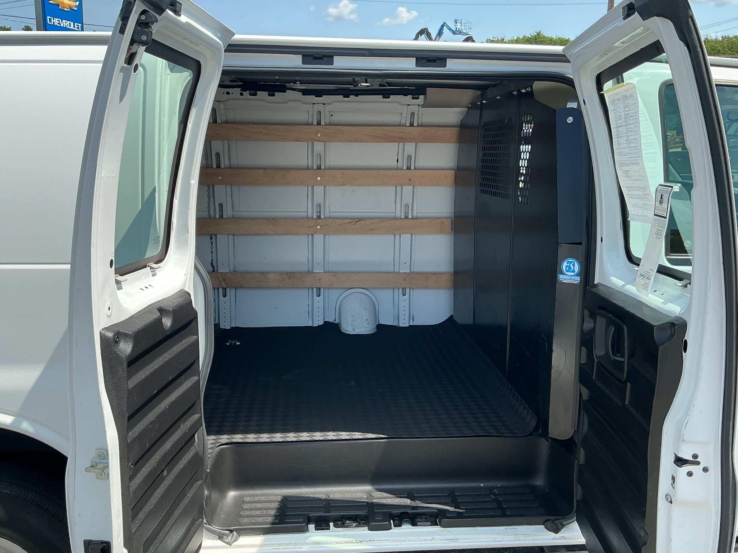 Certified 2022 Chevrolet Express 2500 w/ Driver Convenience Package RWD image 9