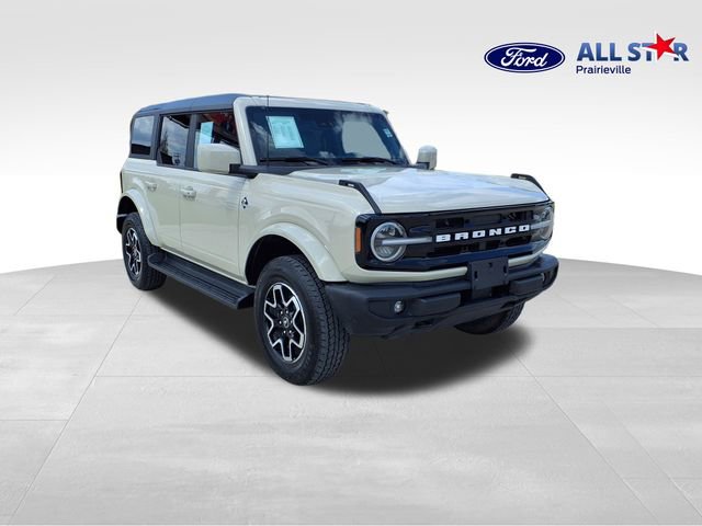 Used 2025 Ford Bronco Outer Banks image 1