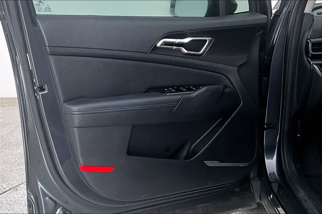 Used 2023 Kia Sportage EX image 22