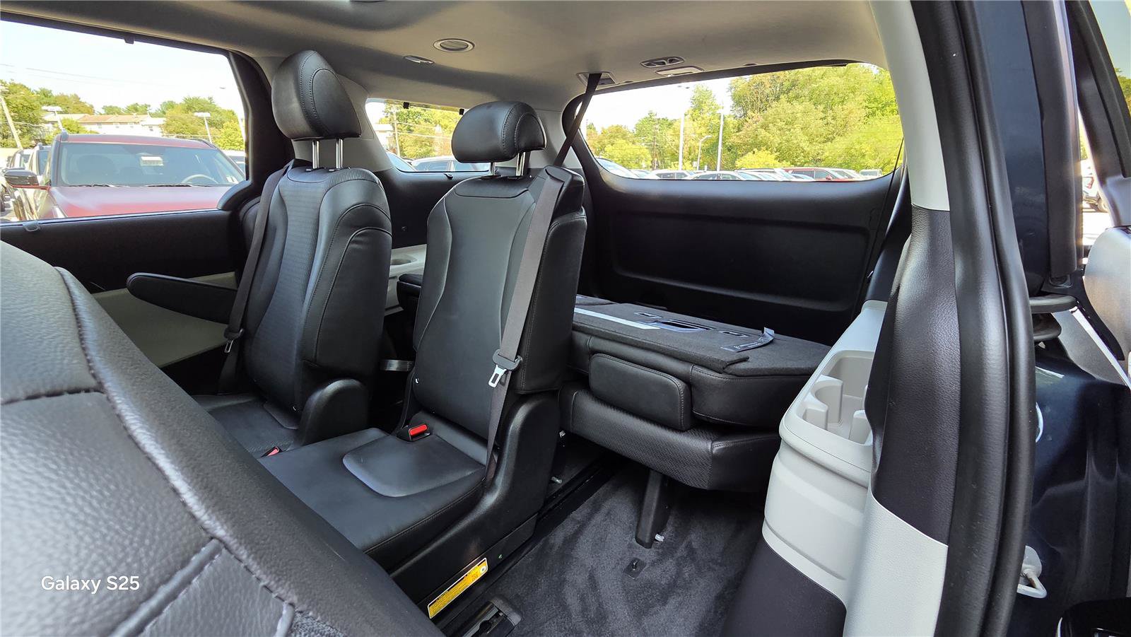 Certified 2024 Kia Carnival SX Prestige FWD image 31