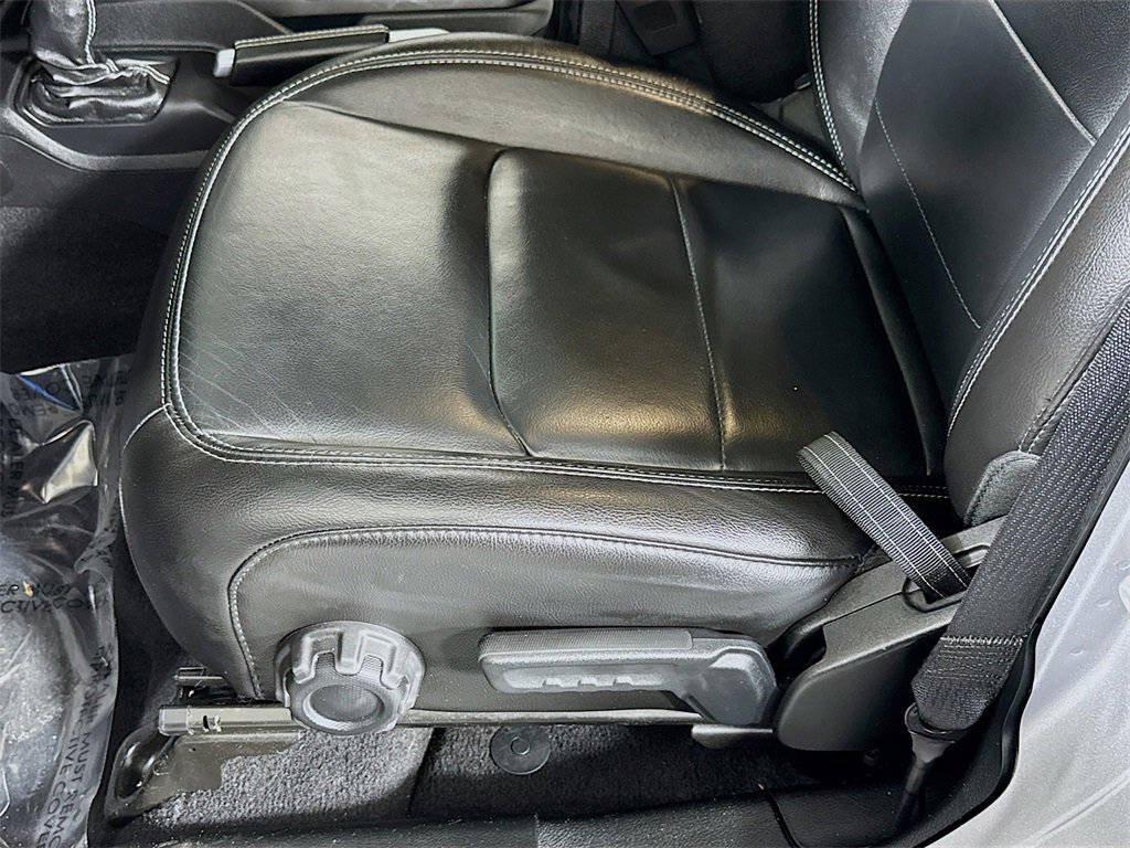 Used 2020 Jeep Wrangler Unlimited Sahara image 19