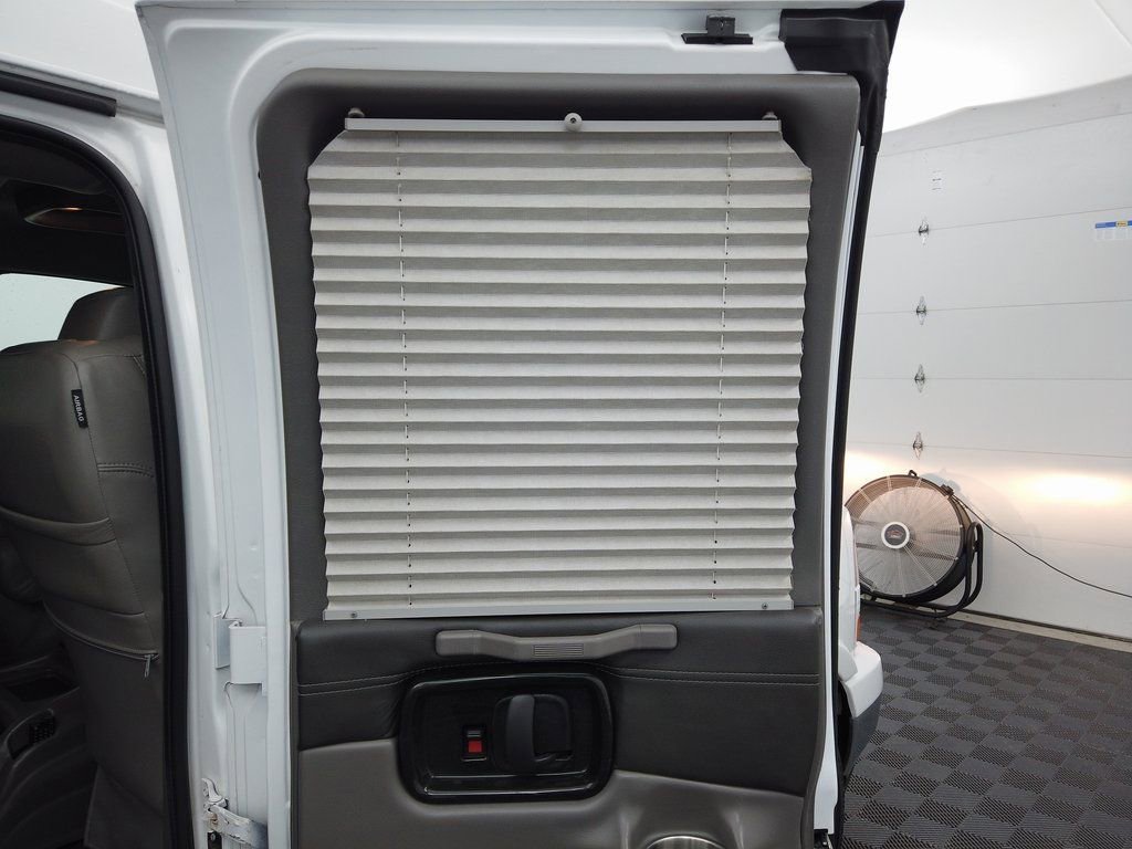 Used 2020 GMC Savana 2500 Extended w/ Enhanced Convenience Package image 46