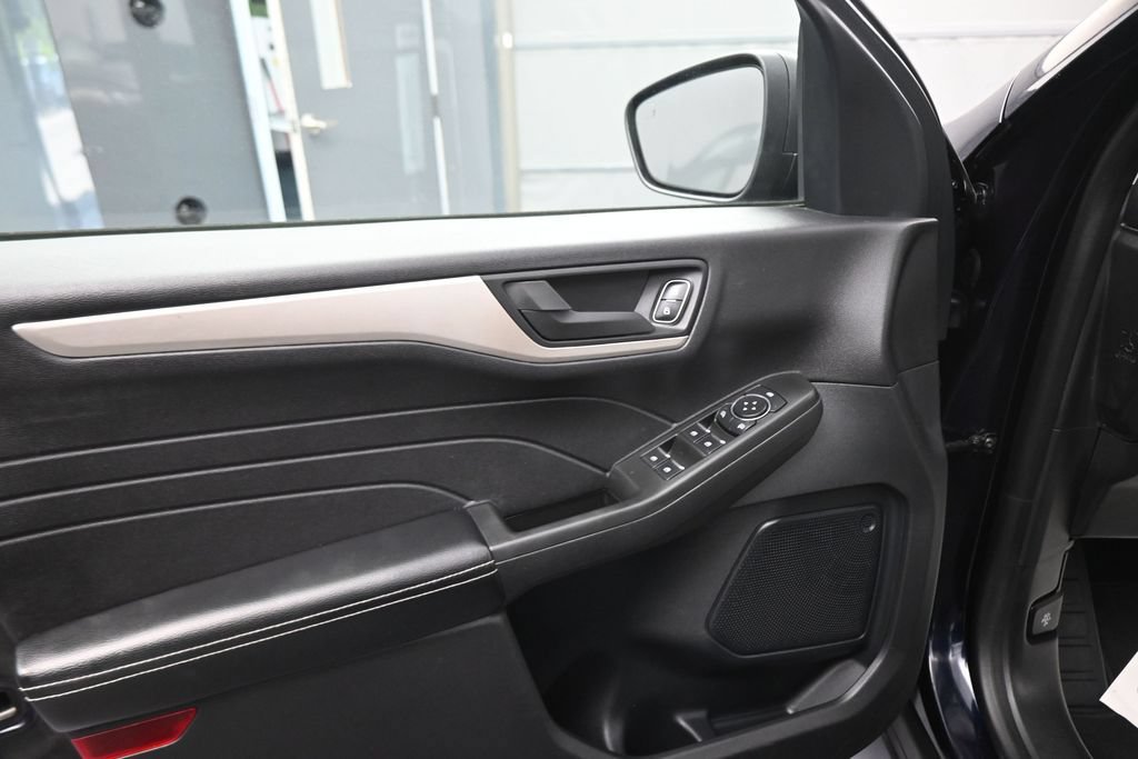 Used 2021 Ford Escape S AWD/4WD image 41