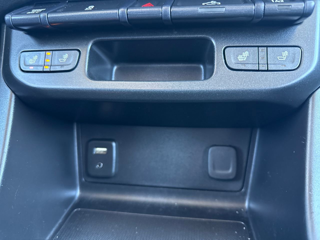 Used 2018 GMC Canyon All Terrain image 23