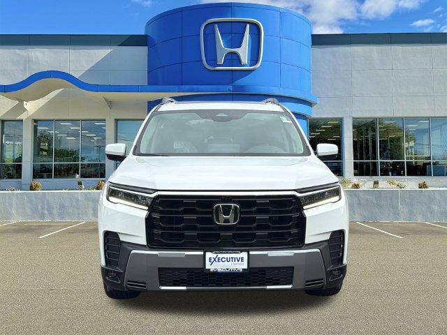 New 2026 Honda Pilot Elite image 2