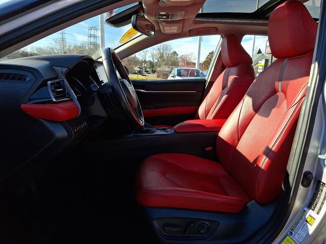 Used 2024 Toyota Camry XSE w/ Navigation Package image 13