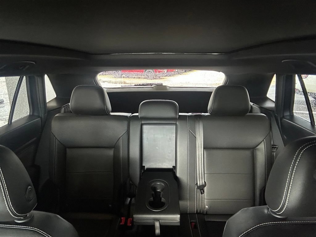 Used 2021 Volkswagen Atlas Cross Sport SE w/ Panoramic Sunroof Package FWD image 27
