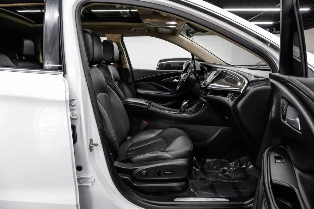 Used 2017 Buick Envision Essence FWD image 38