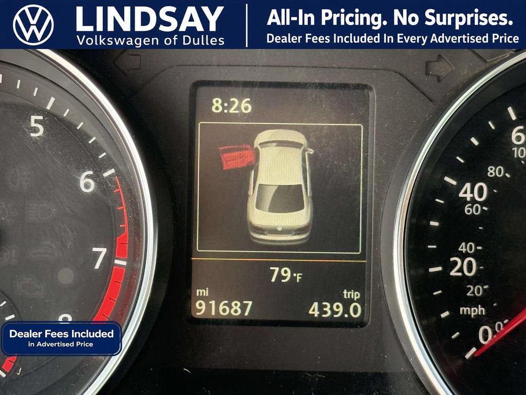 Used 2017 Volkswagen Jetta GLI FWD image 27