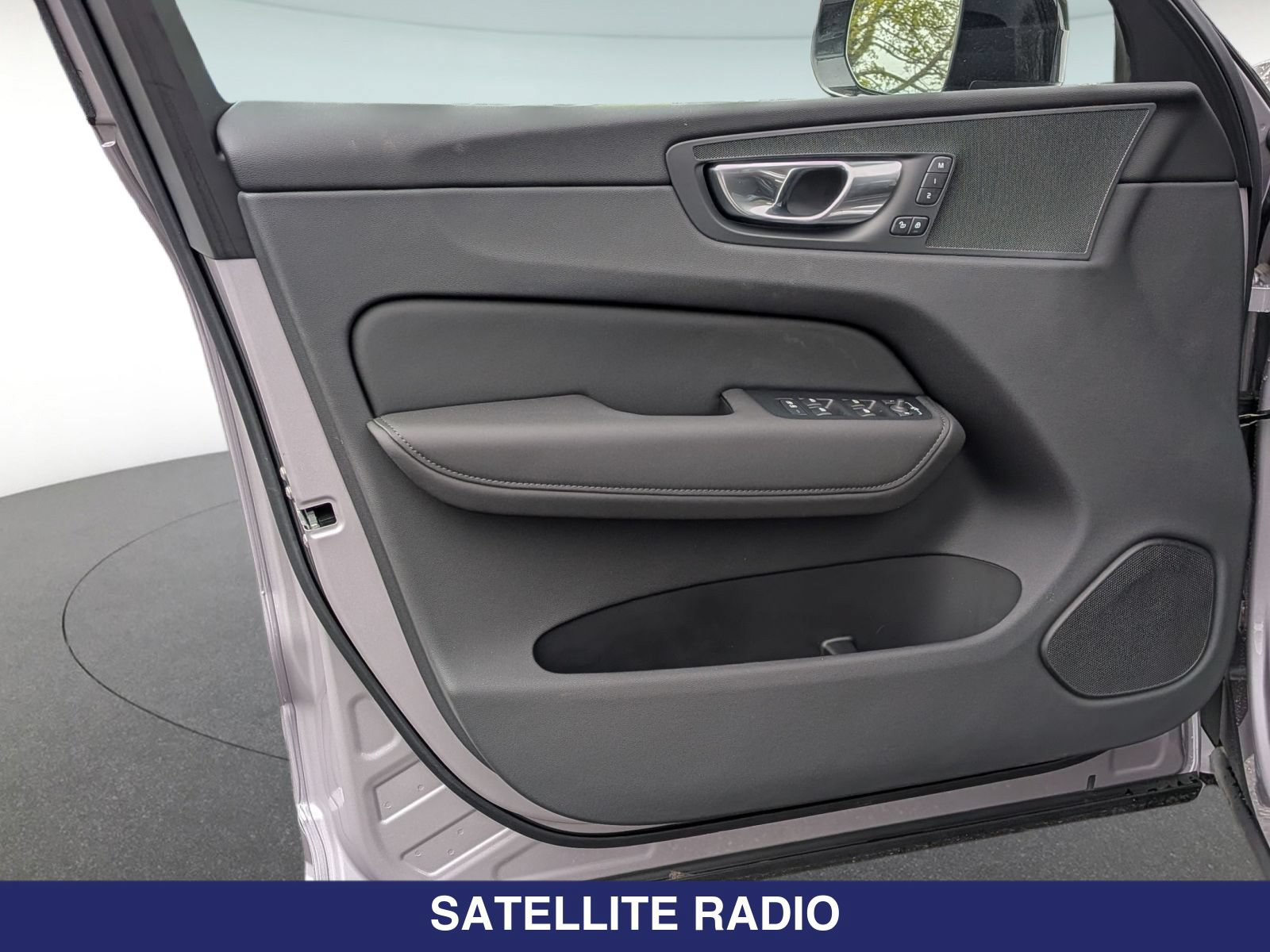 New 2026 Volvo XC60 B5 Plus w/ Protection Package Premier AWD/4WD image 8