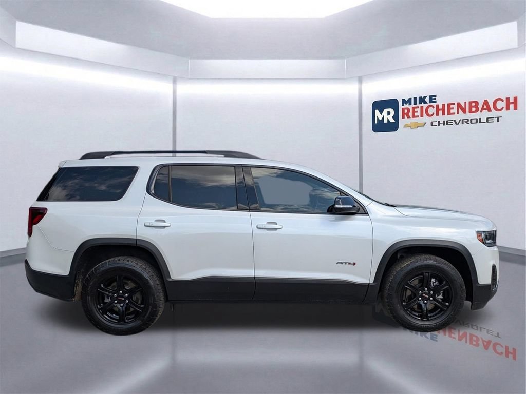 Used 2022 GMC Acadia AT4 w/ Technology Package AWD/4WD video 3