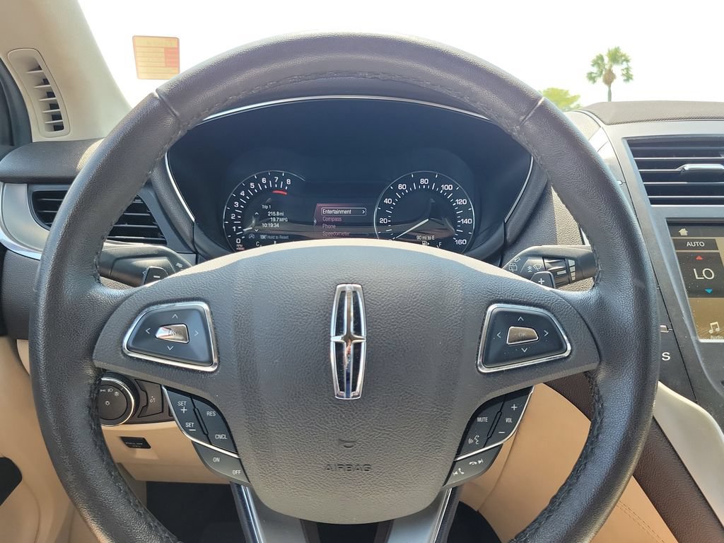 Used 2017 Lincoln MKC Premiere FWD image 15