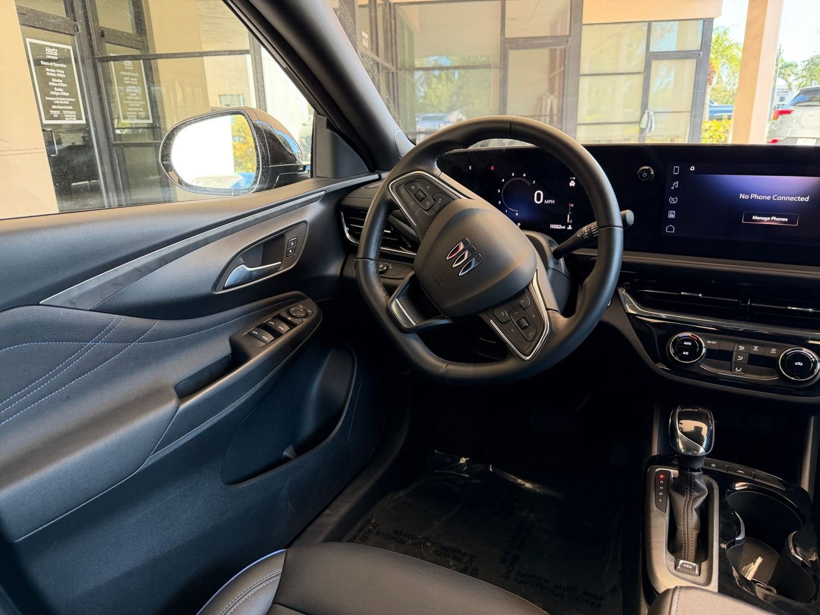 Used 2025 Buick Envista Sport Touring image 29