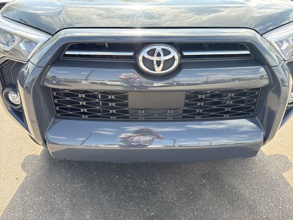 Used 2024 Toyota 4Runner SR5 AWD/4WD image 44
