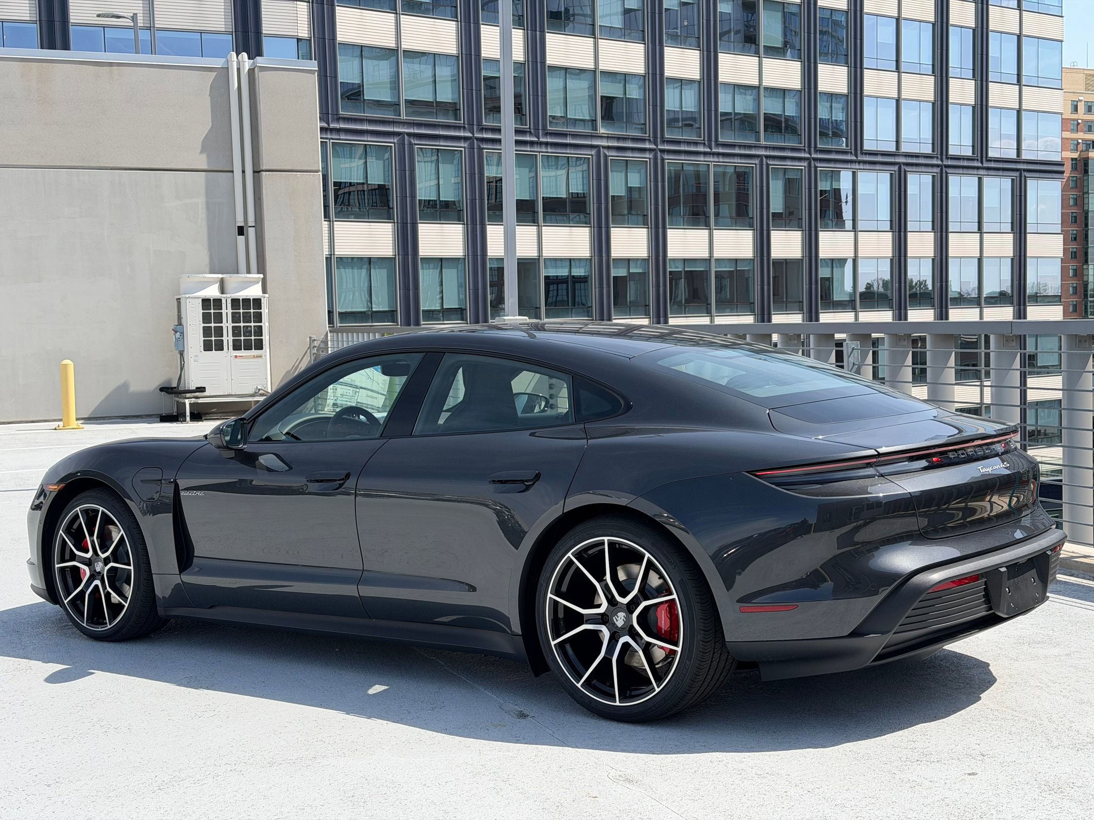 New 2026 Porsche Taycan 4S image 3