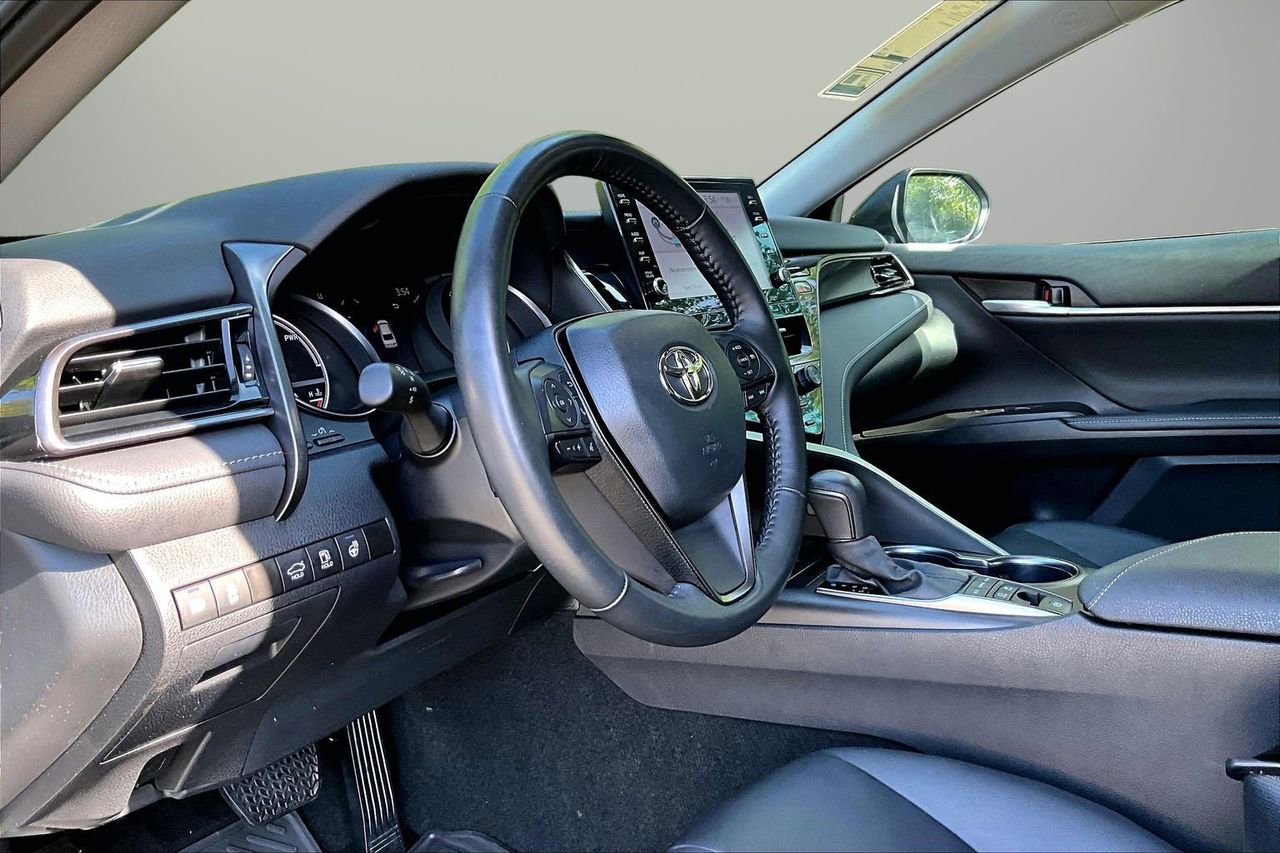 Used 2024 Toyota Camry XSE w/ Cold Weather Package FWD image 19
