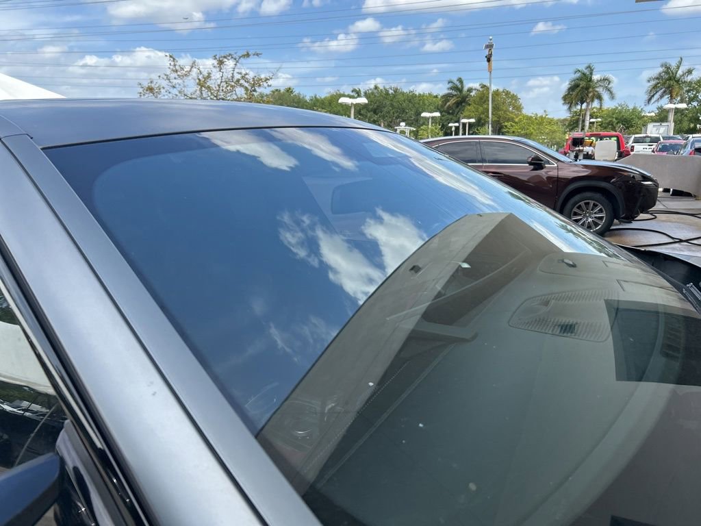 Used 2024 BMW X6 M Competition w/ Executive Package image 12