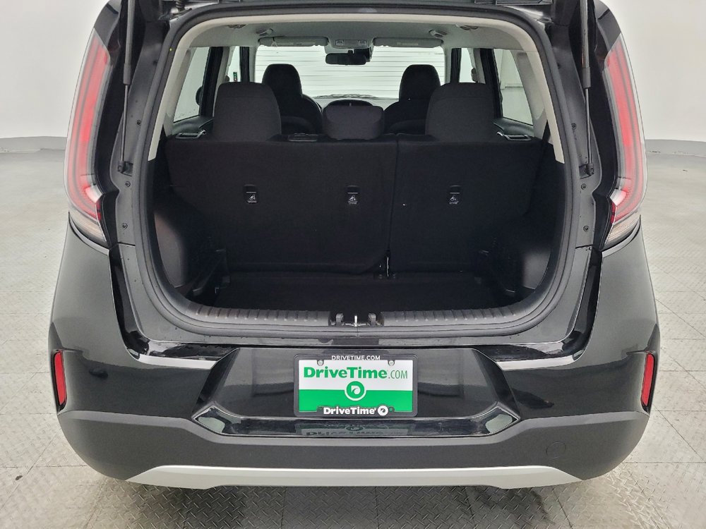 Used 2025 Kia Soul LX w/ LX Technology Package image 29