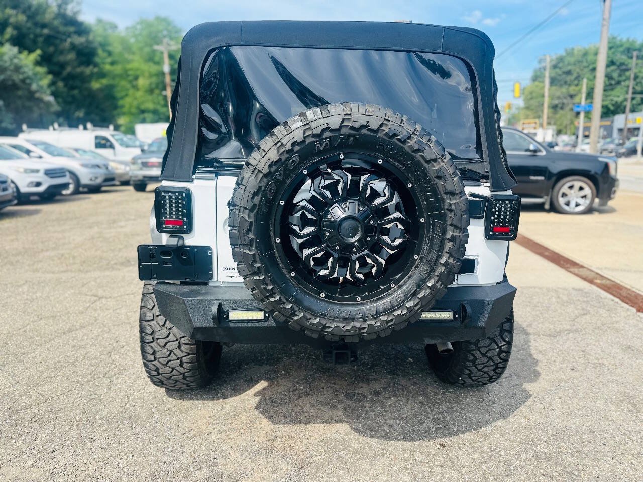 Used 2016 Jeep Wrangler Unlimited Sport w/ Quick Order Package 24S AWD/4WD image 4