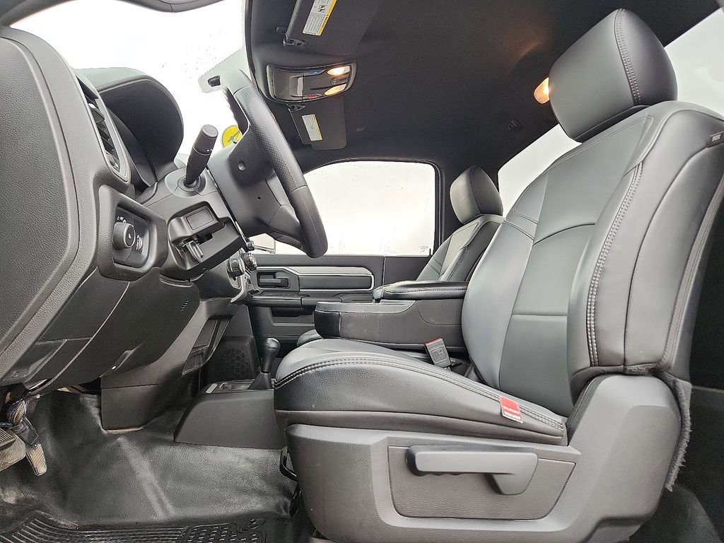 Used 2024 RAM 2500 Tradesman w/ Protection Group AWD/4WD image 13