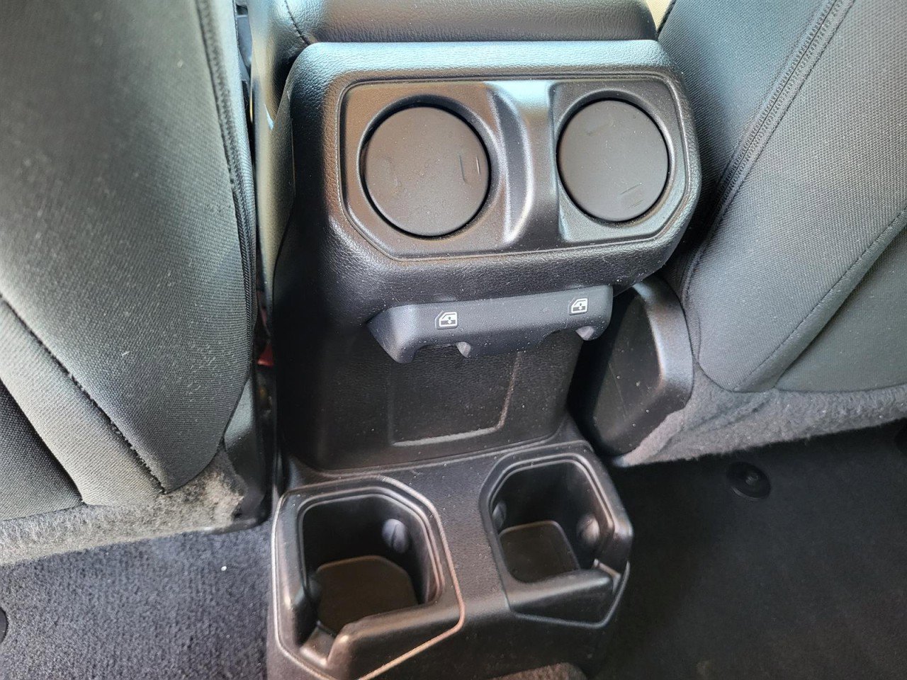 Used 2020 Jeep Wrangler Unlimited Sport S image 16