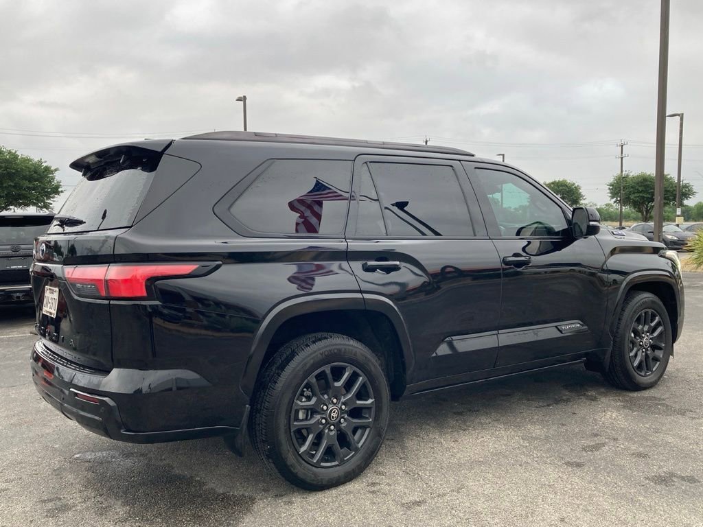 Certified 2023 Toyota Sequoia Platinum image 5