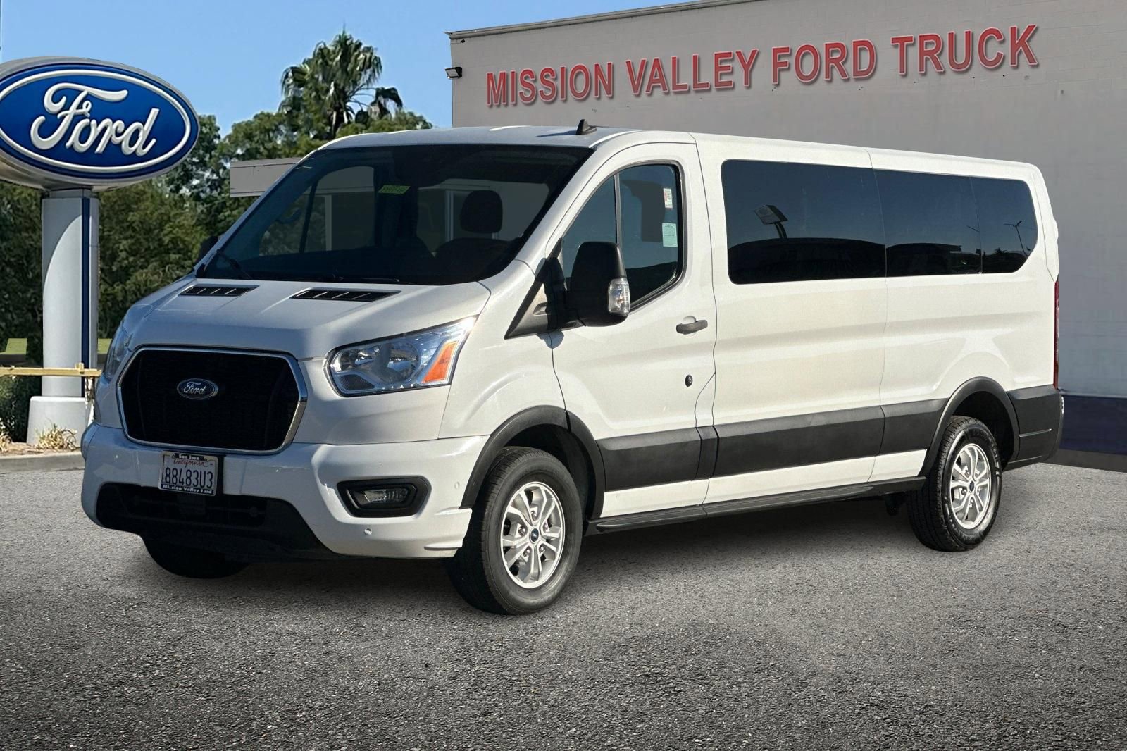 Used 2021 Ford Transit 350 XLT image 8