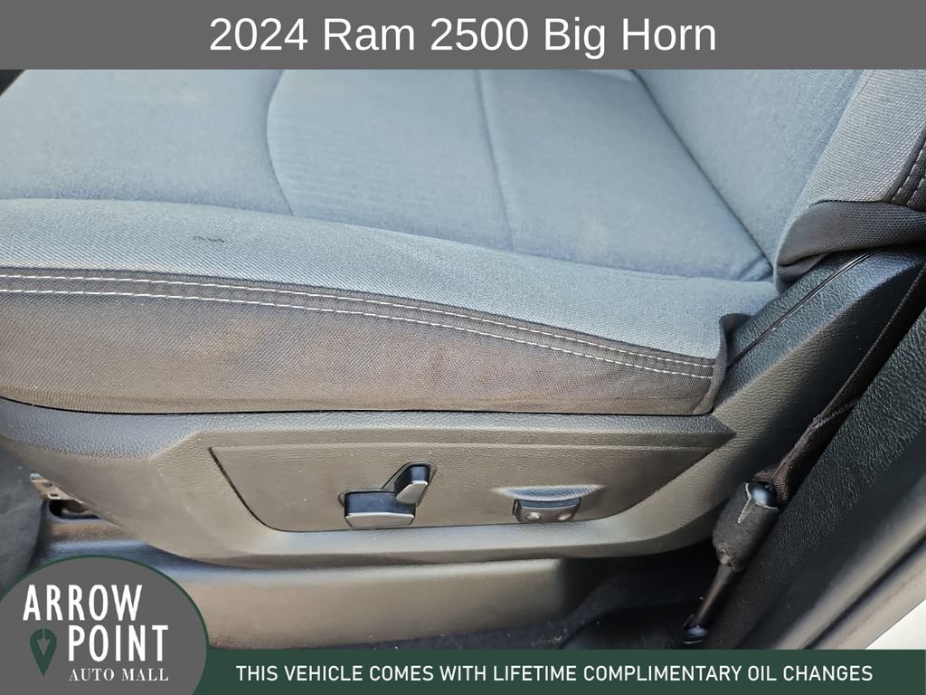 Used 2024 RAM 2500 Big Horn AWD/4WD image 23