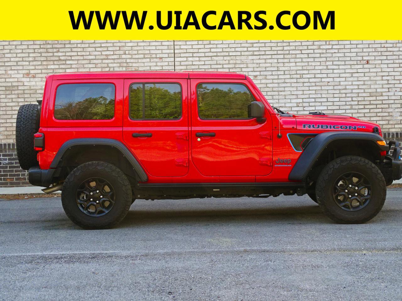Used 2023 Jeep Wrangler Unlimited Rubicon 4xe AWD/4WD image 5