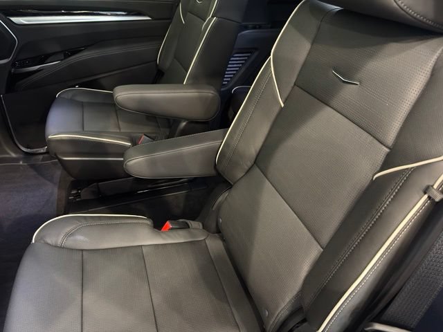 New 2026 Cadillac Escalade Sport w/ Touring Package AWD/4WD image 10