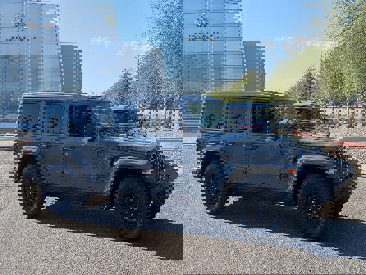 Used 2019 Jeep Wrangler Unlimited Sahara image 6