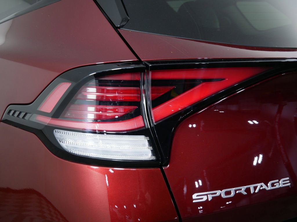 Certified 2023 Kia Sportage SX image 11