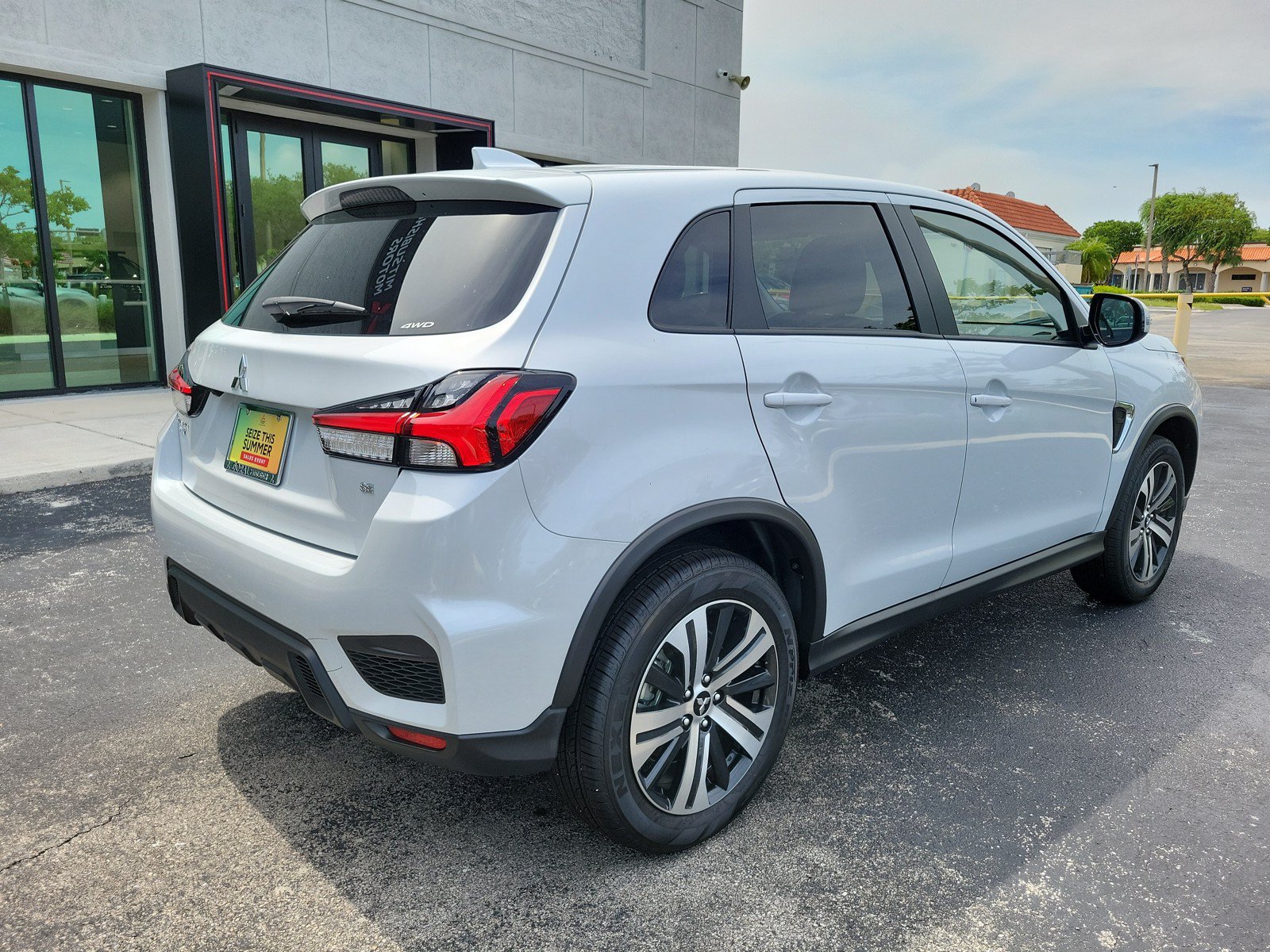 New 2026 Mitsubishi Outlander Sport SE AWD/4WD image 4