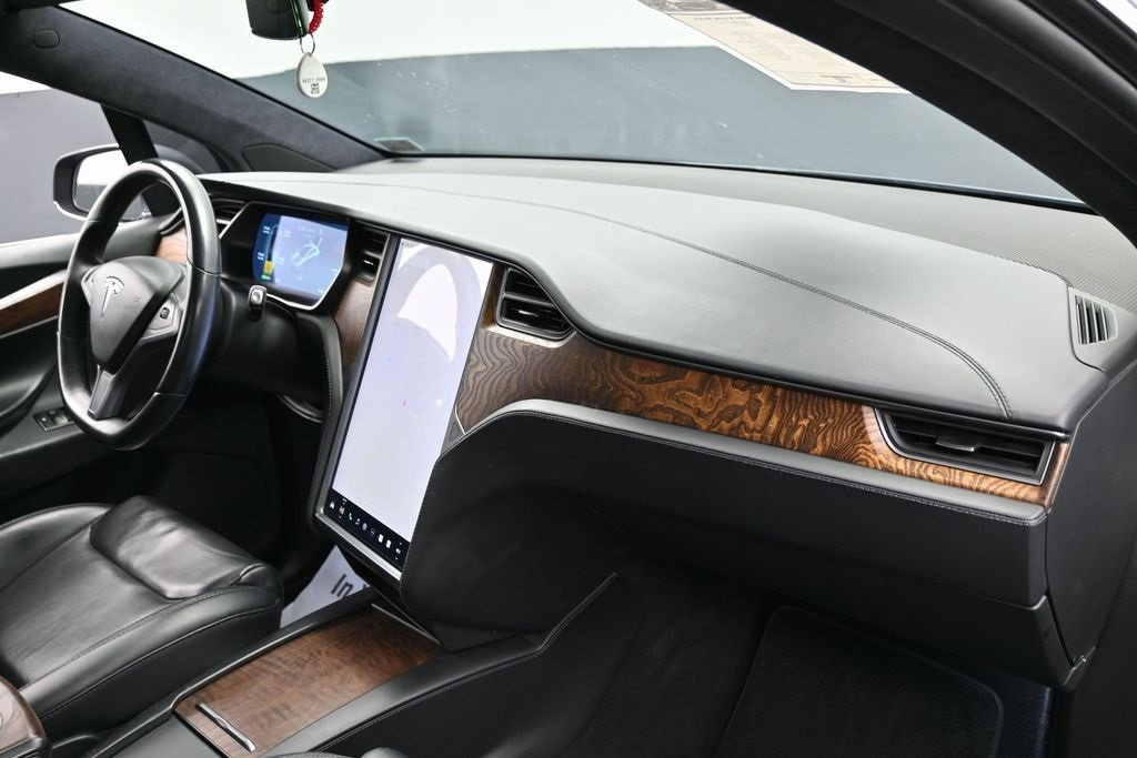 Used 2021 Tesla Model X Long Range image 35
