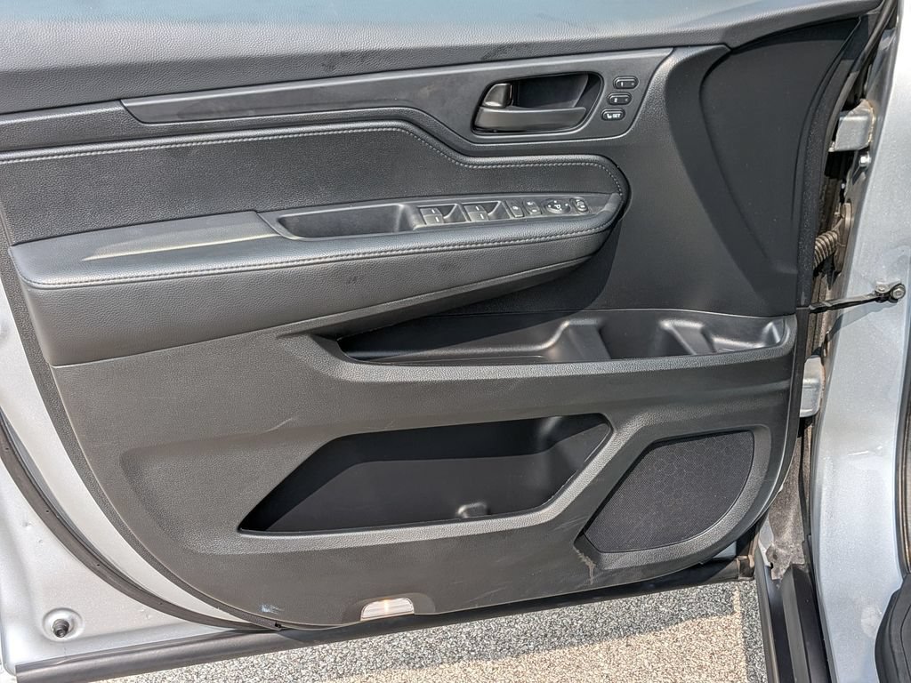 Used 2025 Honda Odyssey EX-L image 19