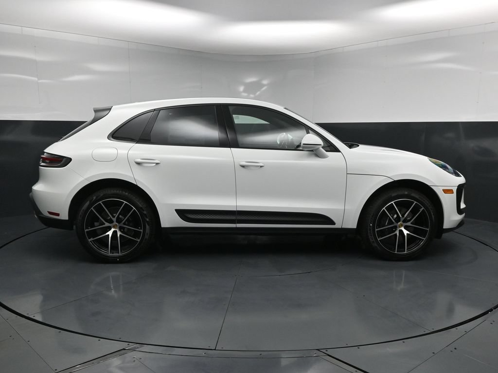 New 2026 Porsche Macan AWD/4WD image 11