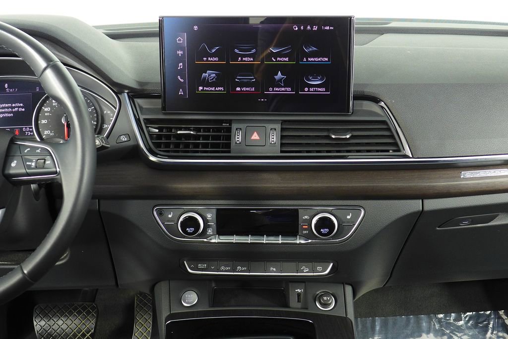 Used 2023 Audi Q5 2.0T Premium w/ Convenience Package image 26