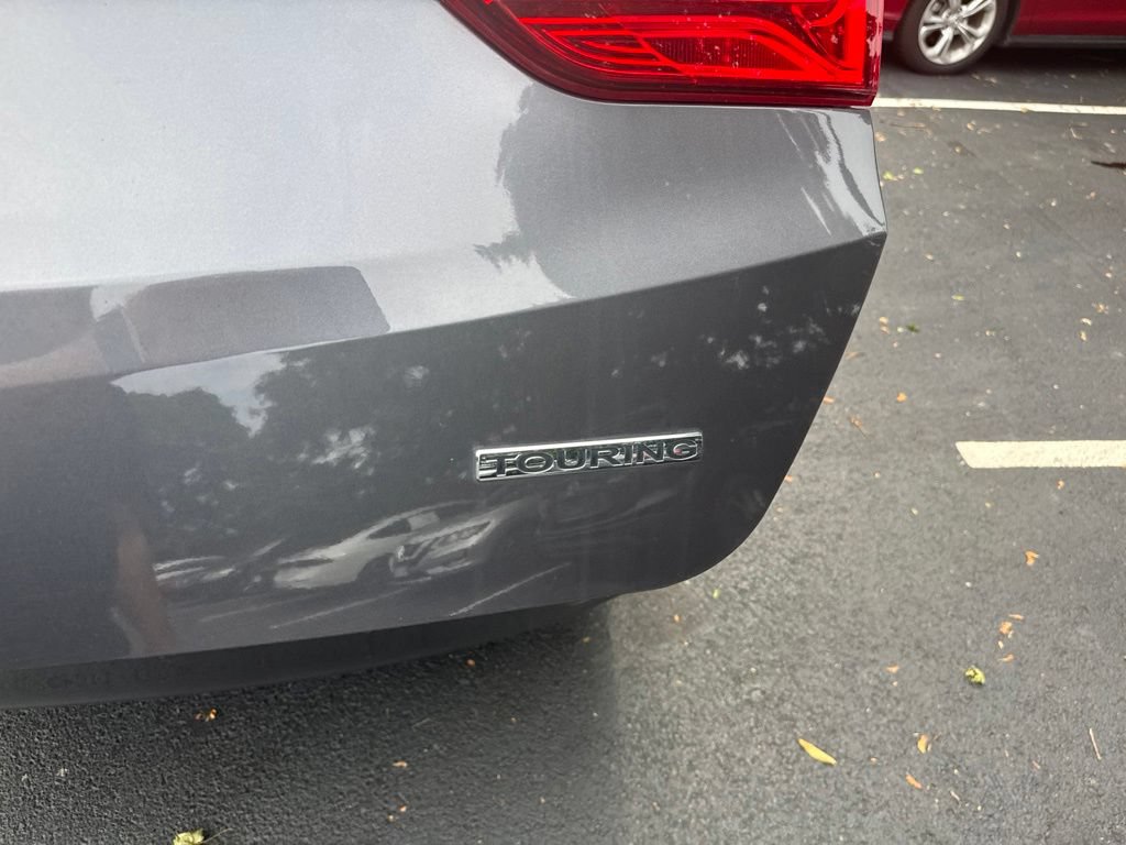 Certified 2024 Honda Odyssey Touring image 11