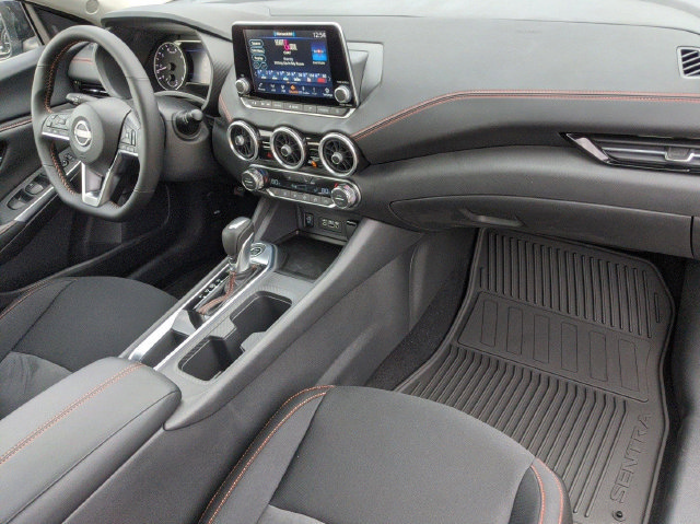 Certified 2025 Nissan Sentra SR FWD image 13