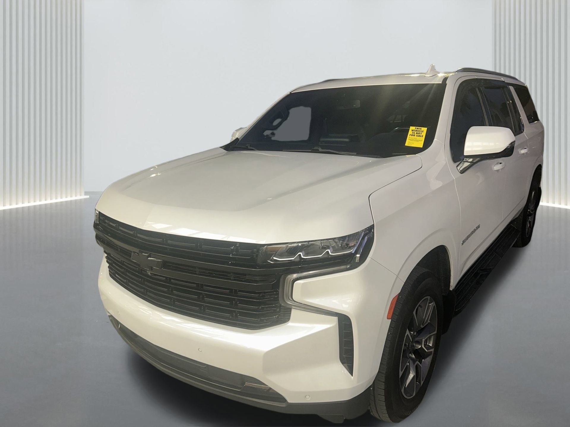 Used 2022 Chevrolet Suburban LT w/ Luxury Package image 8