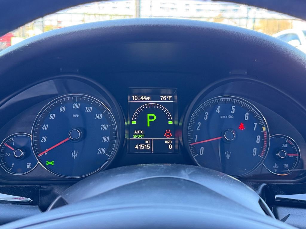 Used 2018 Maserati GranTurismo Sport image 21